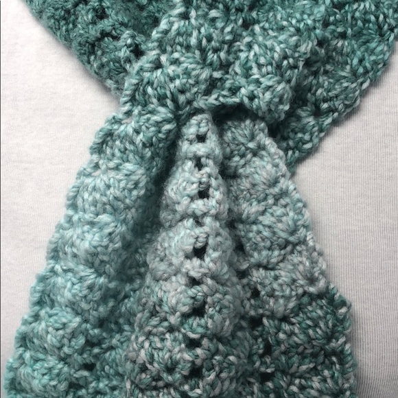 Neck warmer scarf - Picture 2 of 6